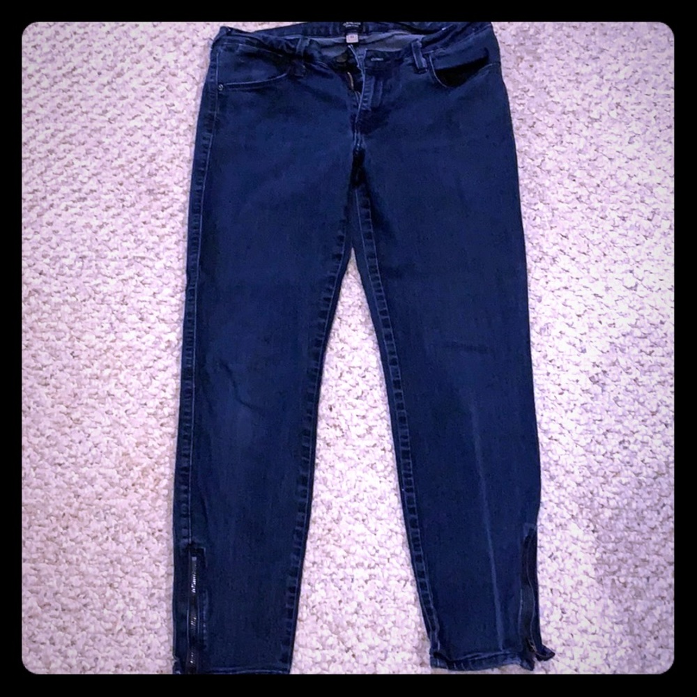 Just Black ankle length skinny jean